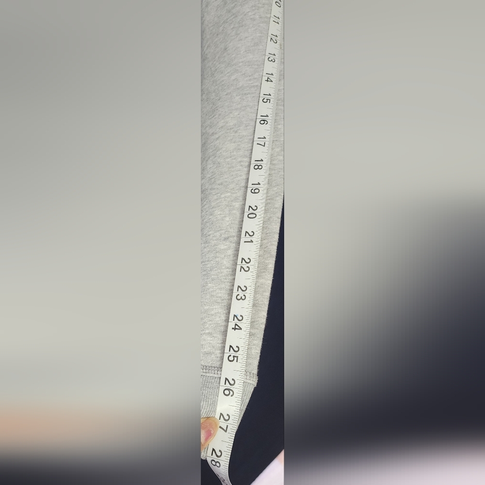 Hollister Light Gray Joggers - Picture 2 of 7